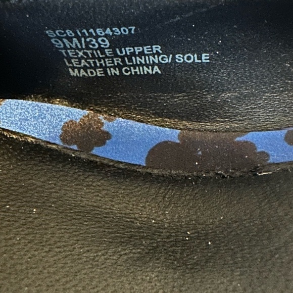 Alice and Olivia Marrgo Leather Kitten Heel Mule Blue and Black Floral - Picture 8 of 8